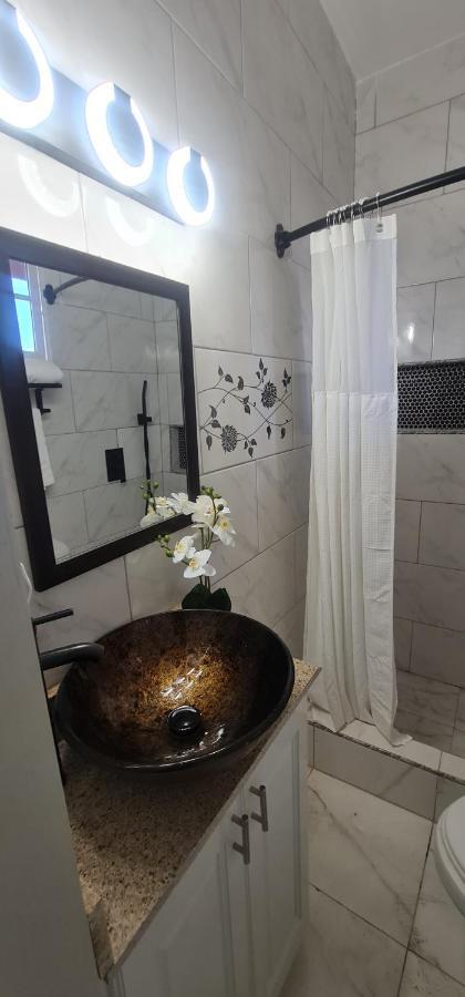 El Rincon Appartement Tunapuna Village Buitenkant foto