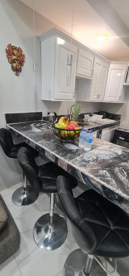 El Rincon Appartement Tunapuna Village Buitenkant foto
